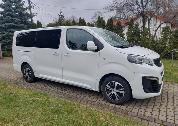 Peugeot Traveller cena 72900 przebieg: 156000, rok produkcji 2017 z Józefów małe 436